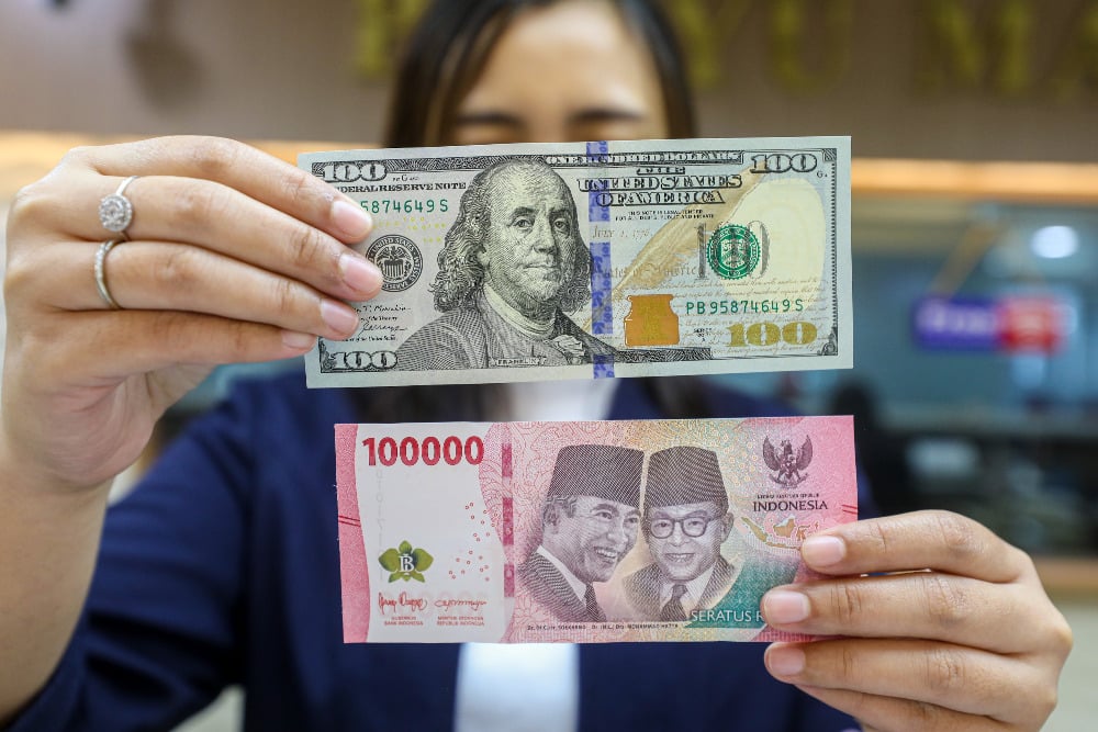 Mata uang rupiah kembali terdepresiasi pada perdagangan hari ini, Kamis (16/1/2025), ditutup melemah 0,31% ke posisi Rp16.376 per dolar Amerika Serikat (AS).