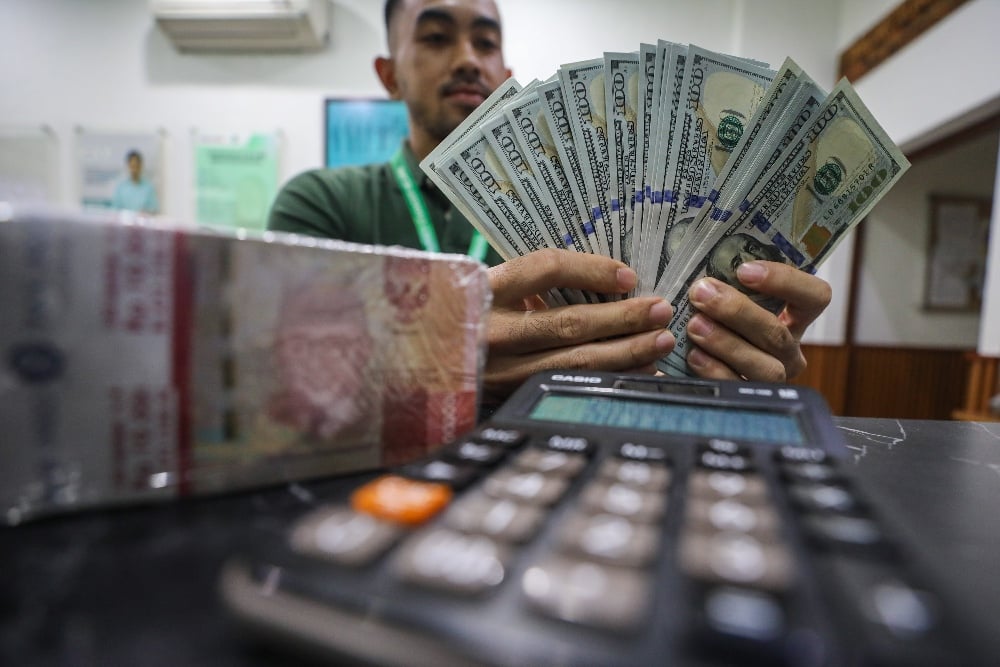 Nilai Tukar Rupiah terhadap Dolar AS Hari Ini, Jumat 24 Januari 2025